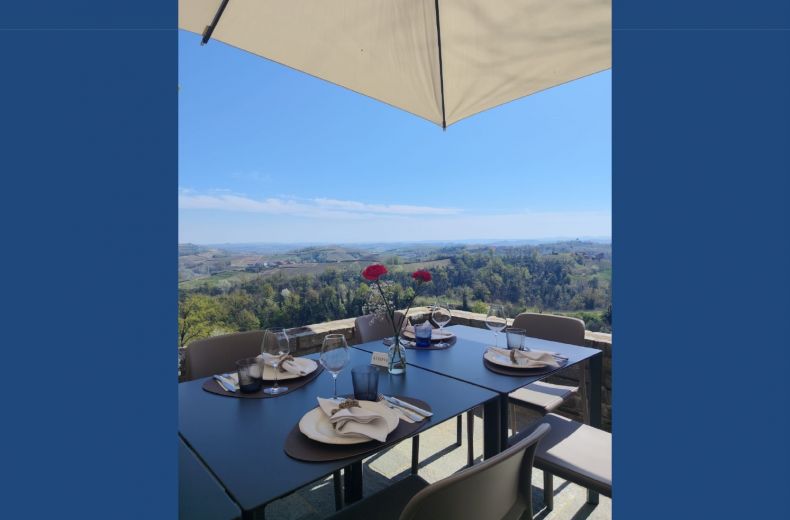 Monta D Alba Piemonte Italia Lo Spettacolo Scenografico Della Natura